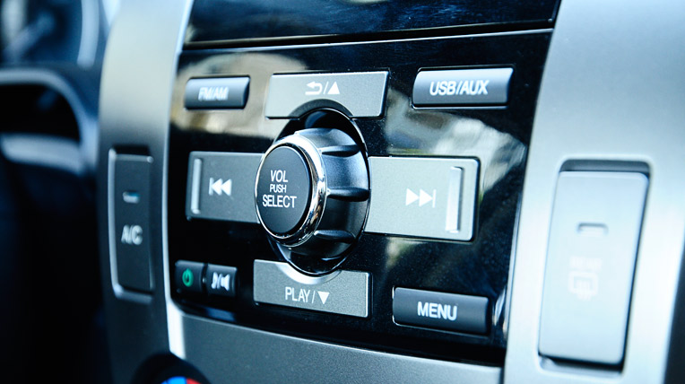 Những điểm mới trên Honda City 2014 vừa ra mắt HondaCity_interior-7 (1).jpg