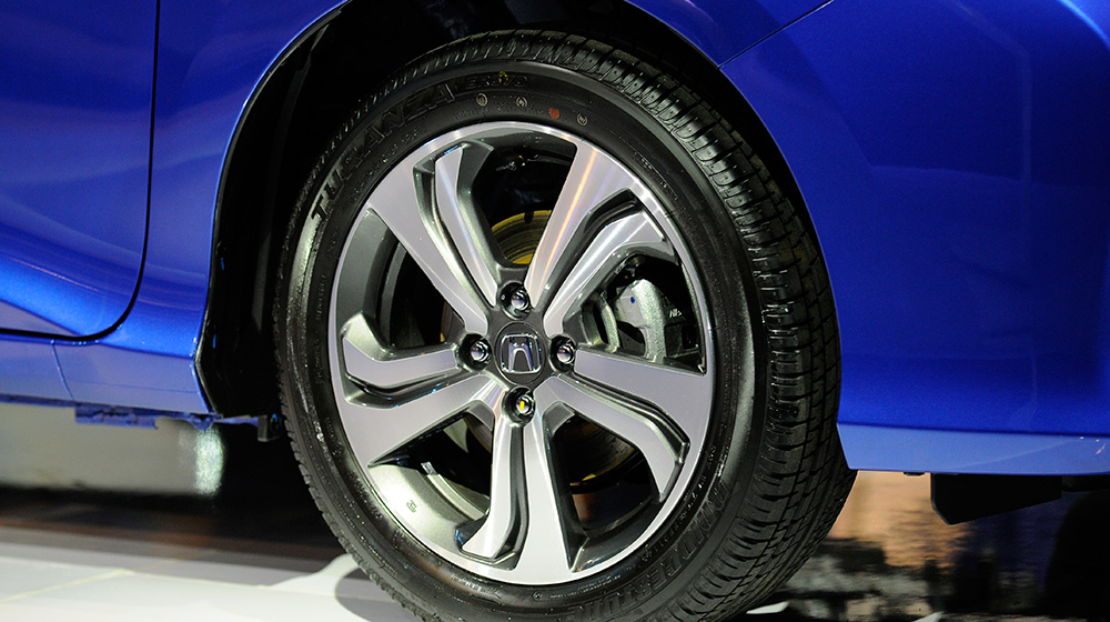 Giá chưa đến 600 triệu, Honda City 2014 có gì mới? honda-city-2014 (5).jpg