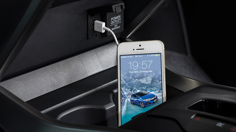 Giá chưa đến 600 triệu, Honda City 2014 có gì mới? honda-city-2014-interior (6).jpg