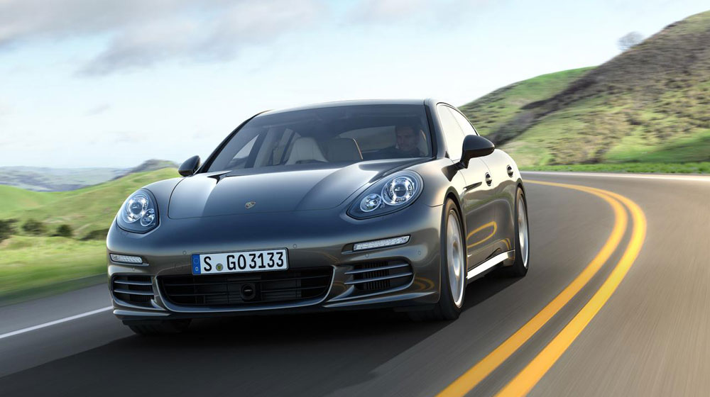 8 tháng đầu năm: Porsche bán 120.000 xe trên toàn cầu 2014-porsche-panamera-4s.jpg