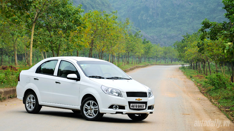 Lựa chọn xe sedan nào trong tầm giá 600 triệu đồng Chevrolet Aveo (5).jpg