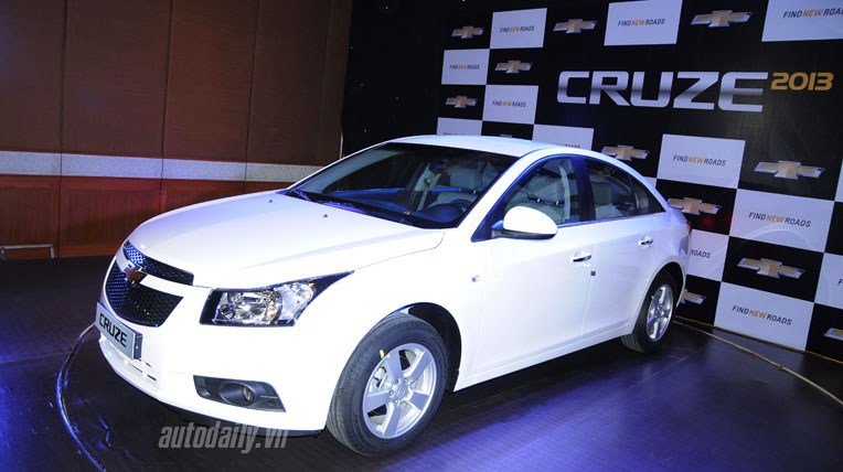 Lựa chọn xe sedan nào trong tầm giá 600 triệu đồng Chevrolet Cruze (3).jpg