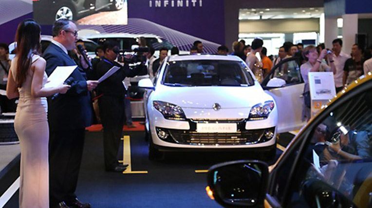 Ôtô hết ngại… “mùa ngâu”? thi-truong-oto-1.jpg