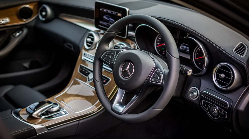 Mercedes C-Class 2015 ra mắt tại Malaysia, giá từ 1,88 tỷ đồng Mercedes-Benz C250 (1).jpg