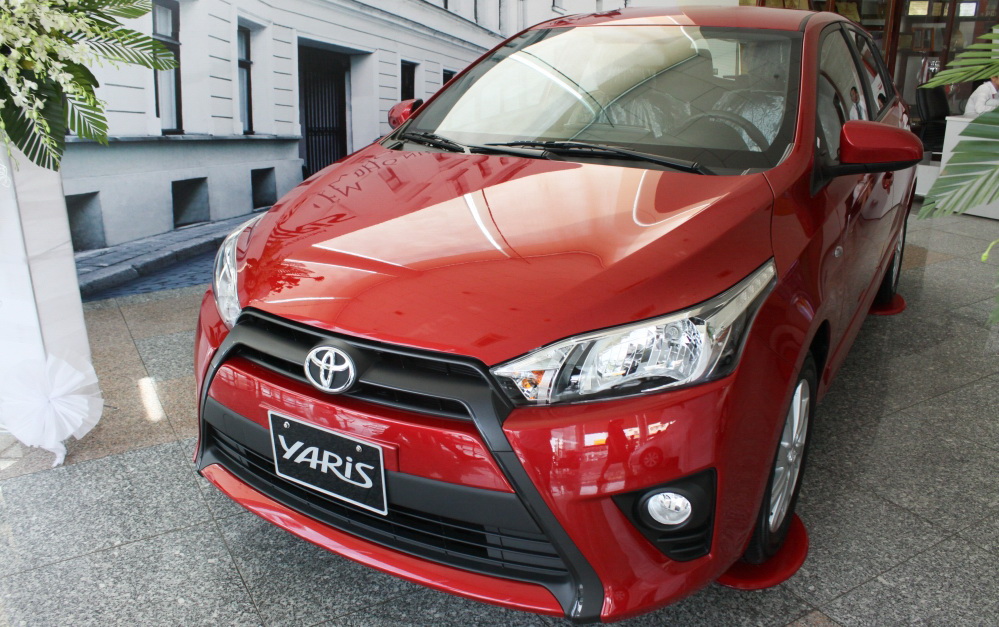 Nhập khẩu 37,3 nghìn chiếc ô tô trong 8 tháng Can can-Yaris 2014 (9)-1.jpg