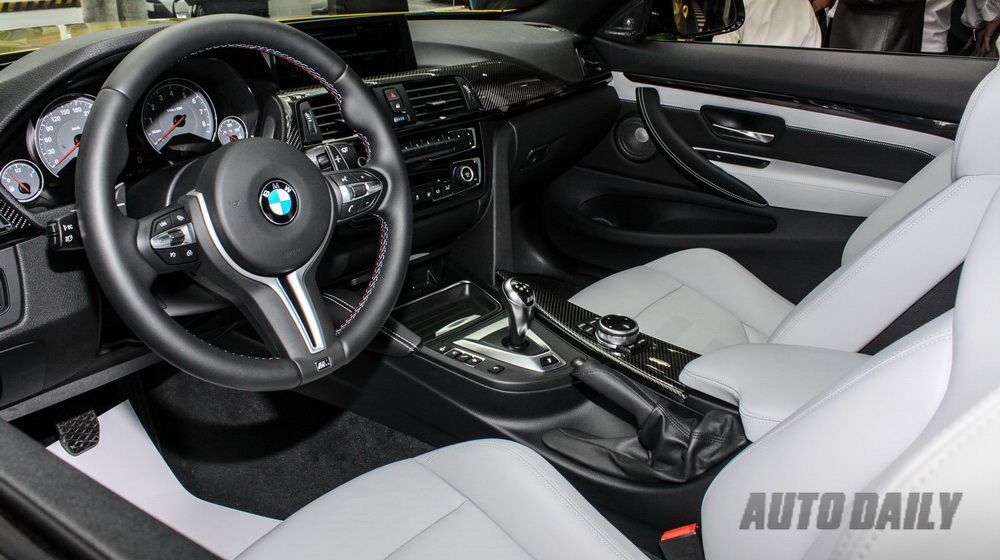 BMW chính thức khai trương showroom Individual và M-Sport BMW M4 (5).jpg