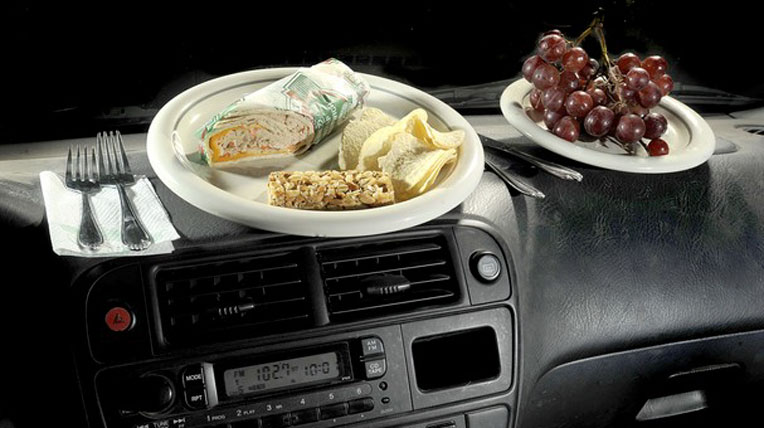 Lái xe giỏi hơn nhờ… ăn eatdrive.jpg