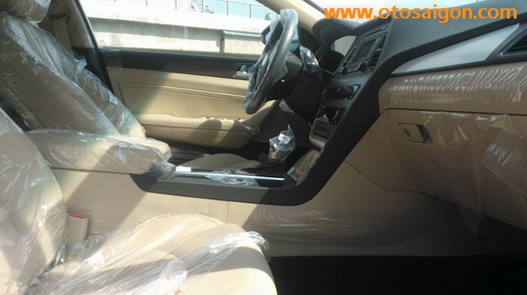 Hyundai Sonata 2015 bất ngờ có mặt tại Sài Gòn Hyundai-Sonata-2015  (2).jpg