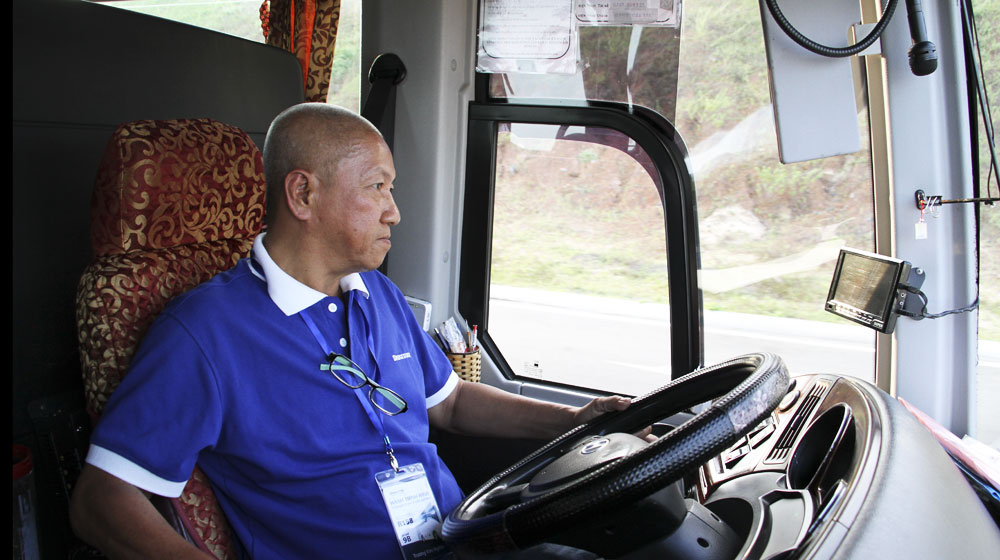 Xe khách nên dùng lốp nào? lop-xe-khach-(2).jpg