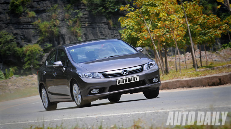 Chọn xe sedan nào trong tầm giá 700-900 triệu đồng? 19.jpg