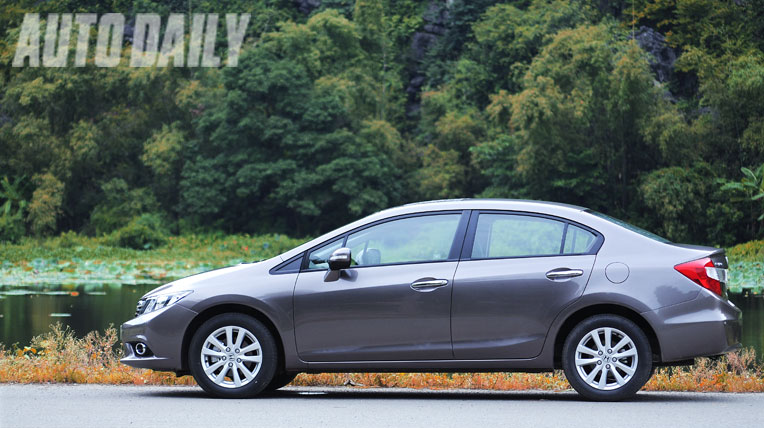 Chọn xe sedan nào trong tầm giá 700-900 triệu đồng? 21.jpg