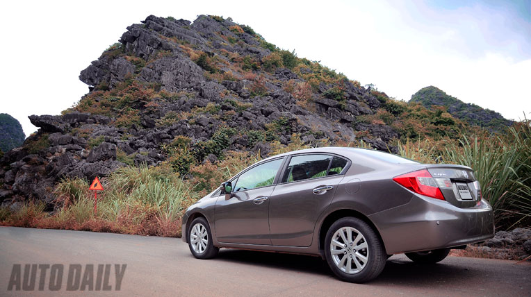 Chọn xe sedan nào trong tầm giá 700-900 triệu đồng? 4.jpg