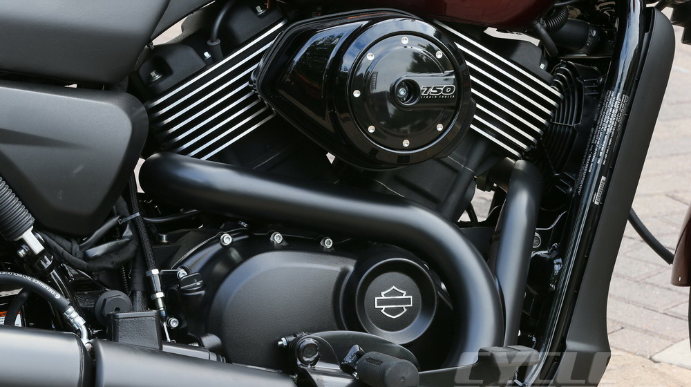 street 750 engine