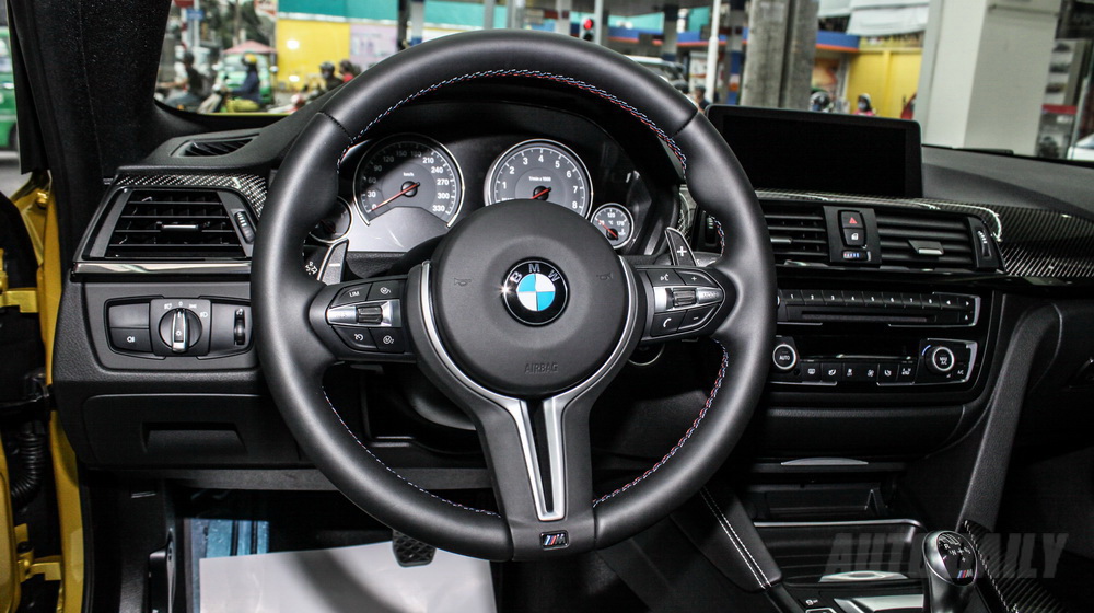 Chiêm ngưỡng BMW M4 chính hãng tại Việt Nam BMW M4 (13).jpg