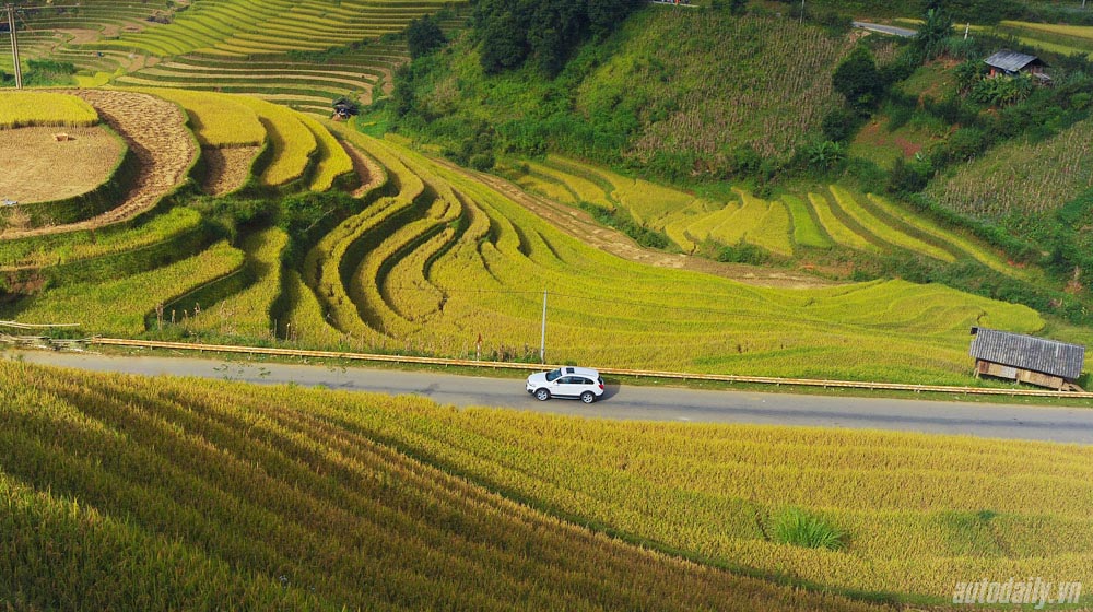 “Lạc” giữa những “nấc thang vàng” ở Mù Cang Chải Captiva 2014 (20).jpg