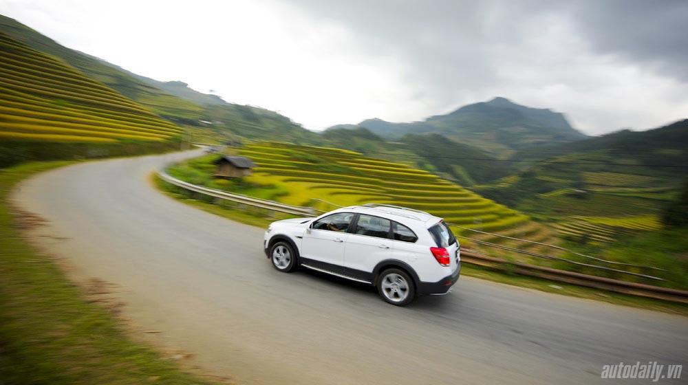 “Lạc” giữa những “nấc thang vàng” ở Mù Cang Chải Captiva 2014 (25).jpg