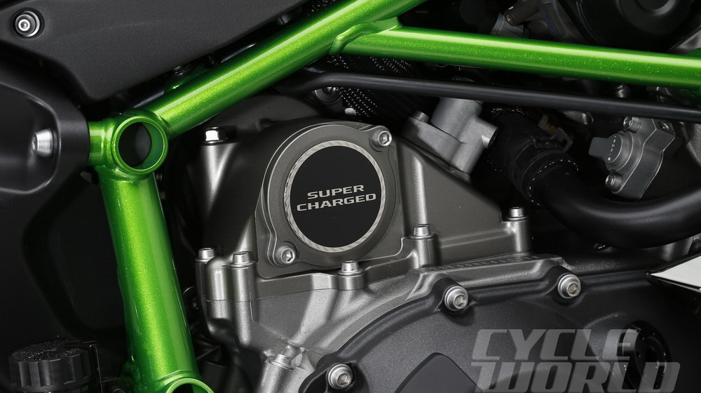 Kawasaki Ninja H2R: Môtô sức mạnh 300 mã lực Kawasaki H2R (18).jpg