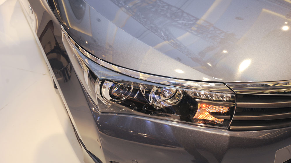 Toyota Corolla Altis 2014:  Sự ấn tượng đến từ từng đường nét toyota-corolla-altis-2014-(66).jpg