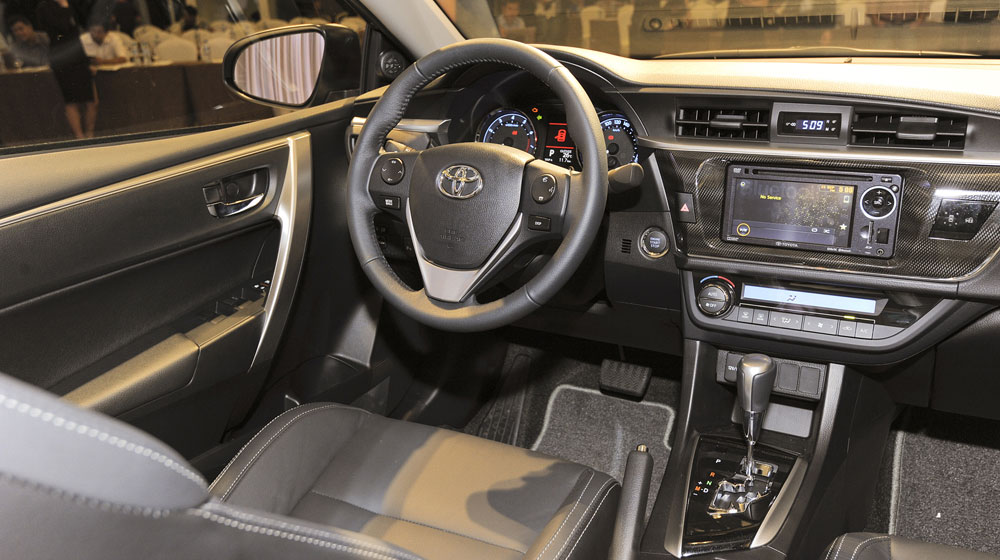 Toyota Corolla Altis 2014:  Sự ấn tượng đến từ từng đường nét toyota-corolla-altis-2014-(76).jpg