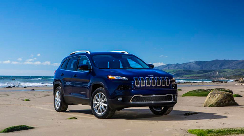 Top 10 xe “giá rẻ” trang bị hệ thống kiểm soát hành trình 2014-jeep-cherokee1.jpg