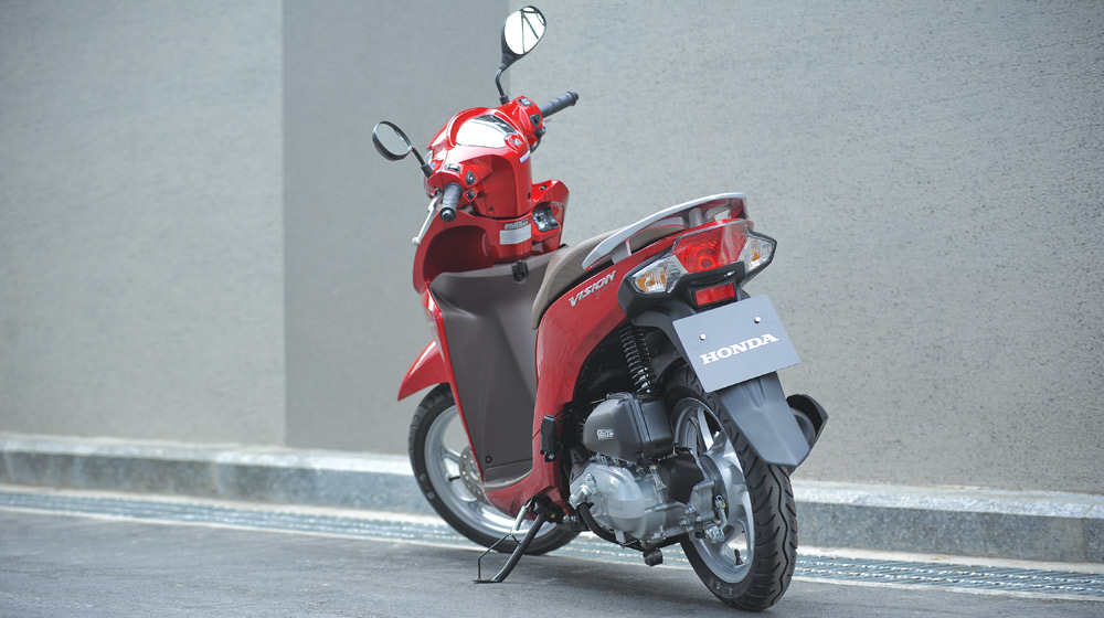 TRỰC TIẾP: Lễ ra mắt 3 mẫu xe mới của Honda Việt Nam Honda-Vision-2014 (7).jpg