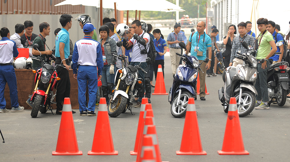 TRỰC TIẾP: Lễ ra mắt 3 mẫu xe mới của Honda Việt Nam _AUT2002.jpg