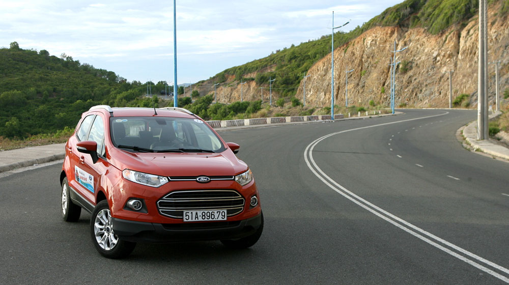 Ford Việt Nam bán 1.390 xe trong tháng 9, tăng 90% ford-ecosport.jpg
