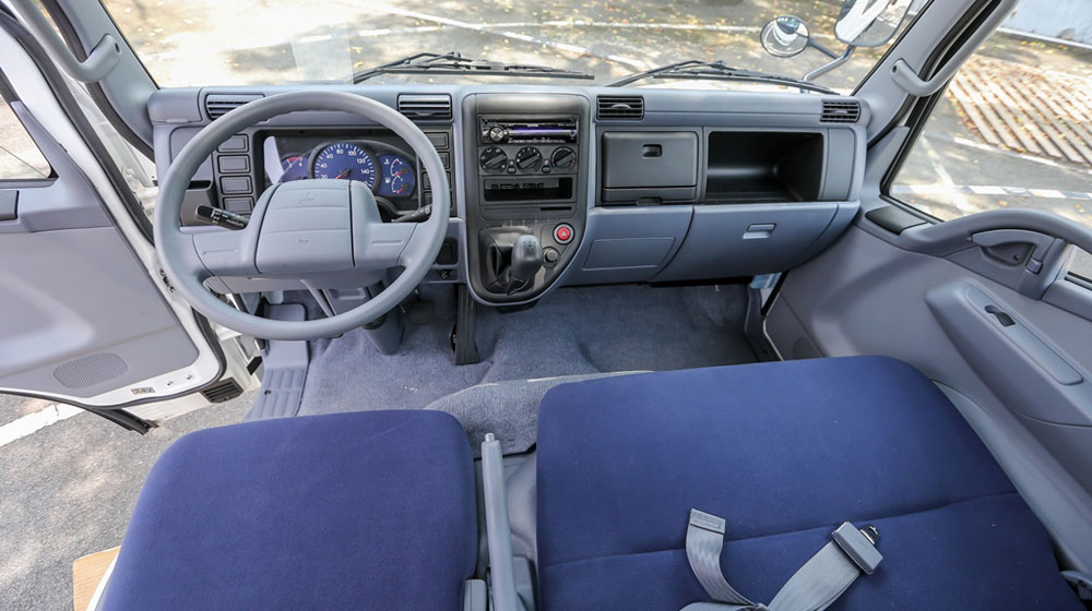 Bộ ba xe tải FUSO vừa ra mắt có gì đặc biệt? fuso-canter (3).jpg