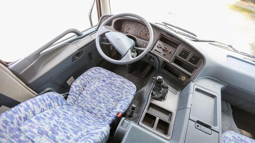 Bộ ba xe tải FUSO vừa ra mắt có gì đặc biệt? fuso-tractor (4).jpg