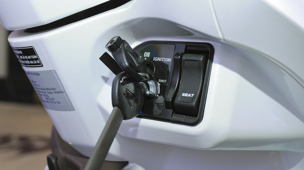 Cận cảnh Honda Vision 2014 hoàn toàn mới tại Việt Nam Honda-Vision-2014 (20).jpg