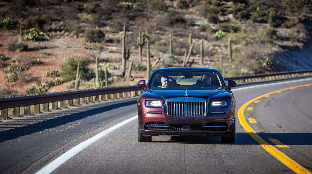 Nhà máy Rolls-Royce: Đẳng cấp trong từng chi tiết 2014-rolls-royce-wraith-front-view-3.jpg