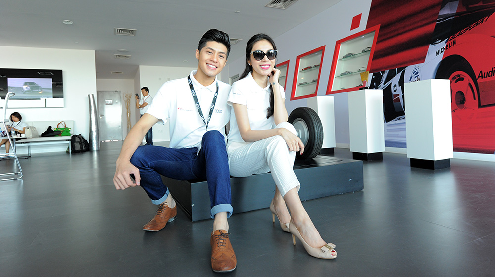 Thuỷ Tiên cùng dàn “sao