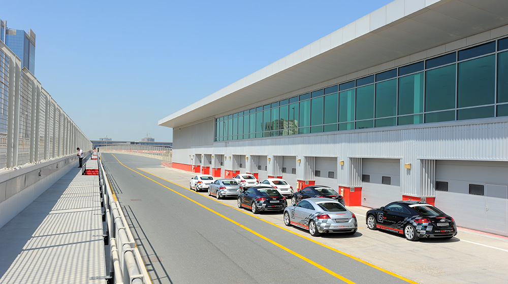 Thuỷ Tiên cùng dàn “sao