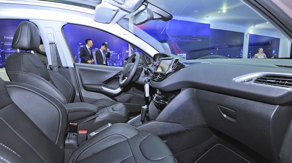 Cận cảnh Peugeot 208 mới ra mắt tại Việt Nam Peugeot-208 (13).jpg