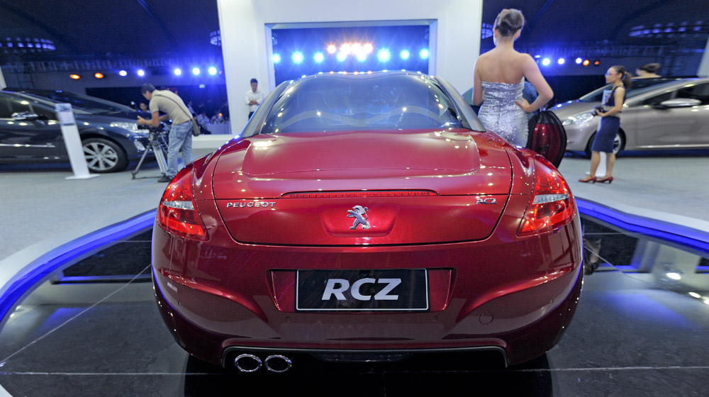 Peugeot RCZ – Ngắm “hoa hậu” Pháp tại Hà Nội Peugeot-rcz (12).jpg