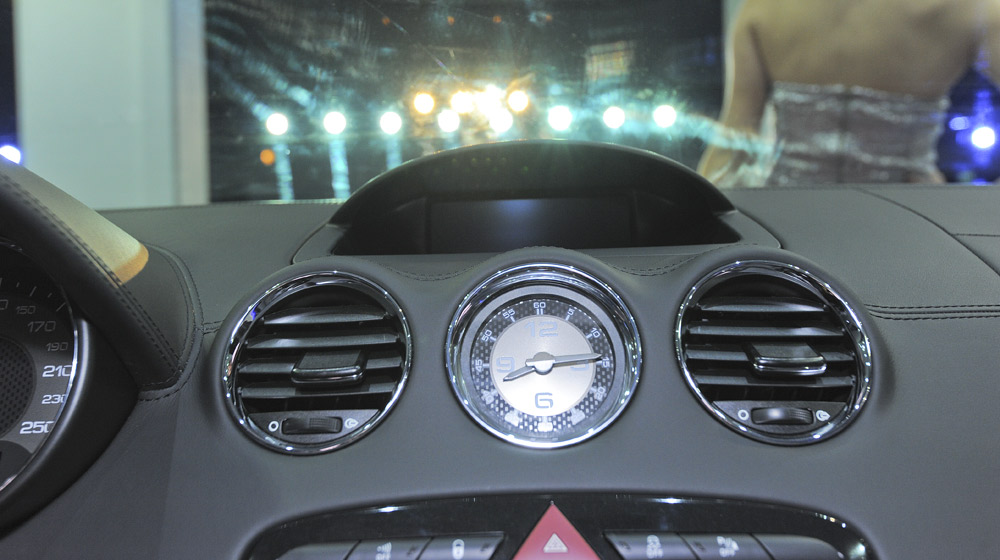 Peugeot RCZ – Ngắm “hoa hậu” Pháp tại Hà Nội Peugeot-rcz (18).jpg