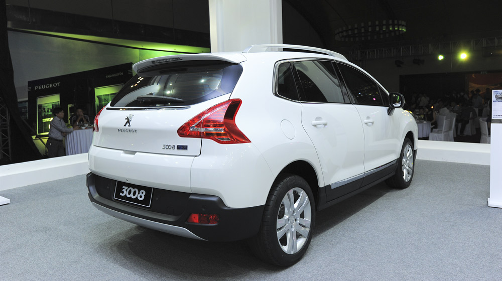 Peugeot 3008 – “Lính mới” đáng gờm Peugeot-3008 (9).jpg