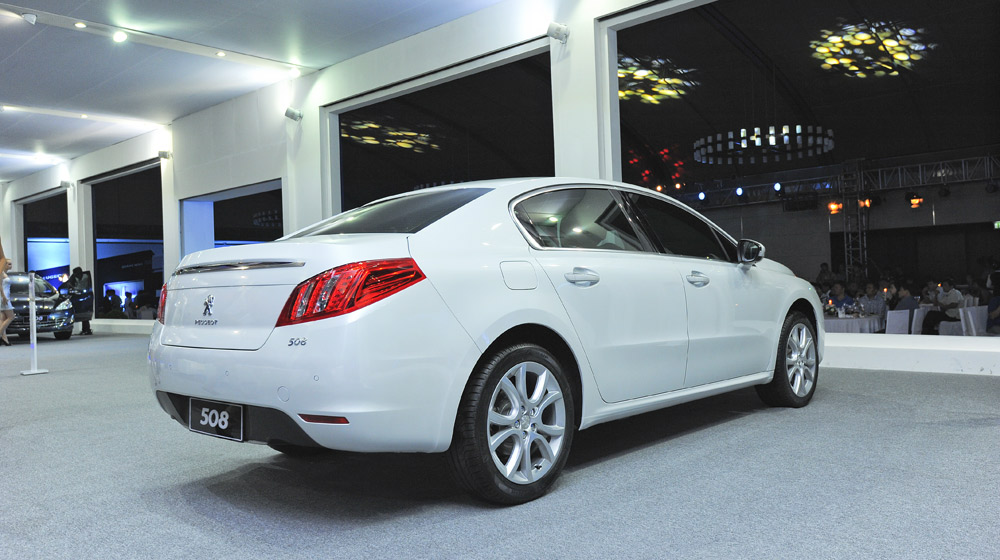 Peugeot 508 – sedan hạng sang cho người Việt Peugeot-508 (10).jpg