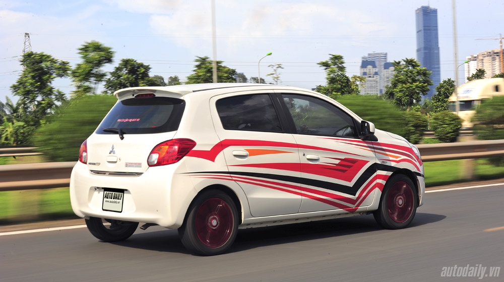 Ưu đãi lớn khi mua xe Mitsubishi Mirage mitsubishi mirage 2014 (32).jpg