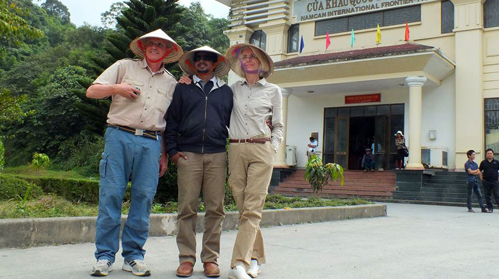 Ngày 1 hành trình cùng các “bạn” Mercedes G-Class trên đất Việt g-class (3).jpg