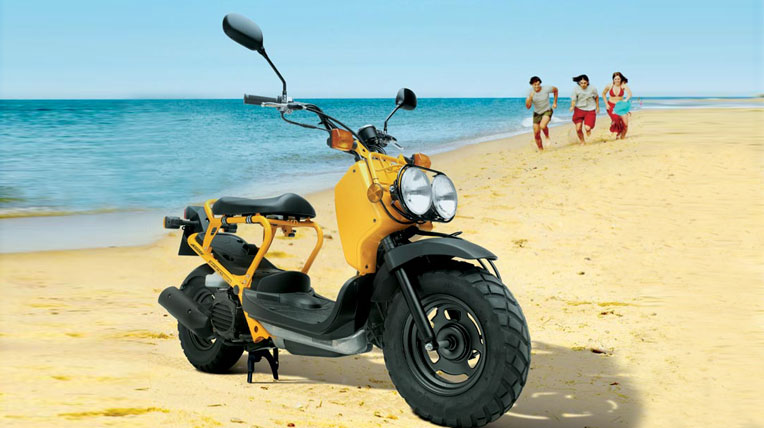3 mẫu xe tay ga 50cc “độc, lạ” cho chị em 01honda-zoomer.jpg