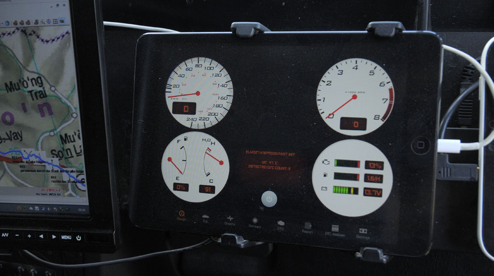 Ngày 2 hành trình cùng các “bạn” Mercedes G-Class trên đất Việt Mercedes-Benz-G-Class-Caravan-Day2 (16).jpg