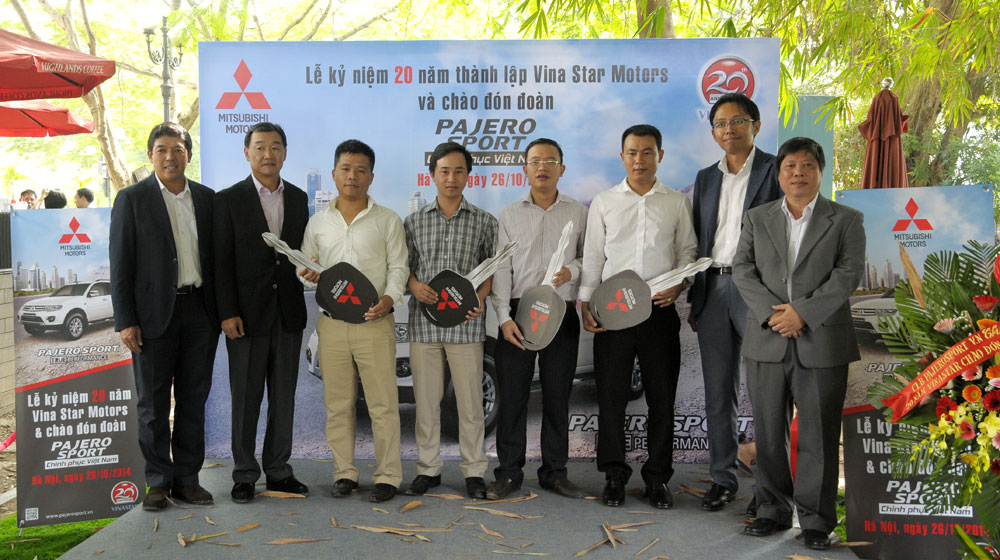 Vượt gần 1.800 km, Hành trình Pajero Sport đến Hà Nội Pajero-Sport (10).jpg