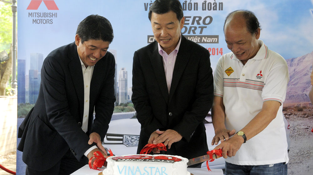 Vượt gần 1.800 km, Hành trình Pajero Sport đến Hà Nội Pajero-Sport (11).jpg