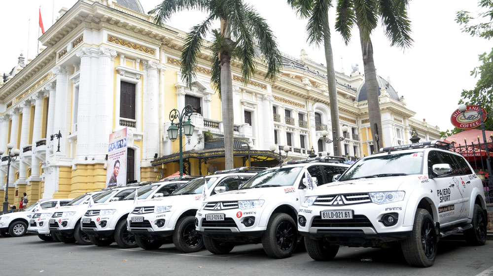 Vượt gần 1.800 km, Hành trình Pajero Sport đến Hà Nội Pajero-Sport (4).jpg