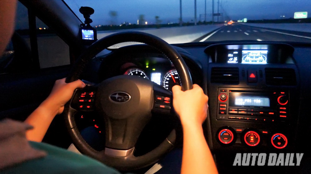 Subaru XV: Chiếc CUV “cảm giác mạnh” Subaru XV (19).jpg