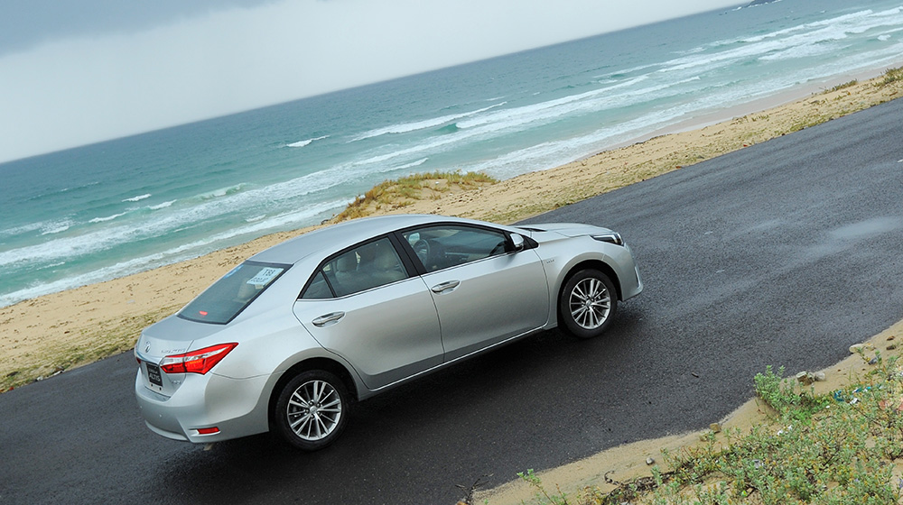 Toyota Corolla Altis 2014 – Tầm cao mới Corolla-Altis-2014-26.jpg