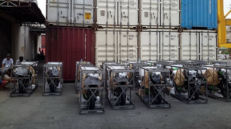 Kawasaki Z800 đã cập cảng Việt Nam, giá bán 360 triệu đồng kawasaki_z800_4 (1).jpg