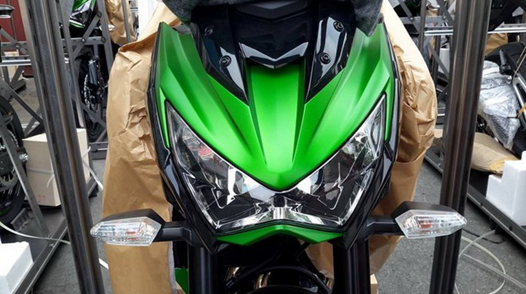 Kawasaki Z800 đã cập cảng Việt Nam, giá bán 360 triệu đồng kawasaki_z800_5.jpg