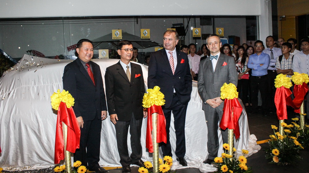 Khai trương phòng trưng bày Renault Sài Gòn Ra mat Renault Sai Gon (2).jpg